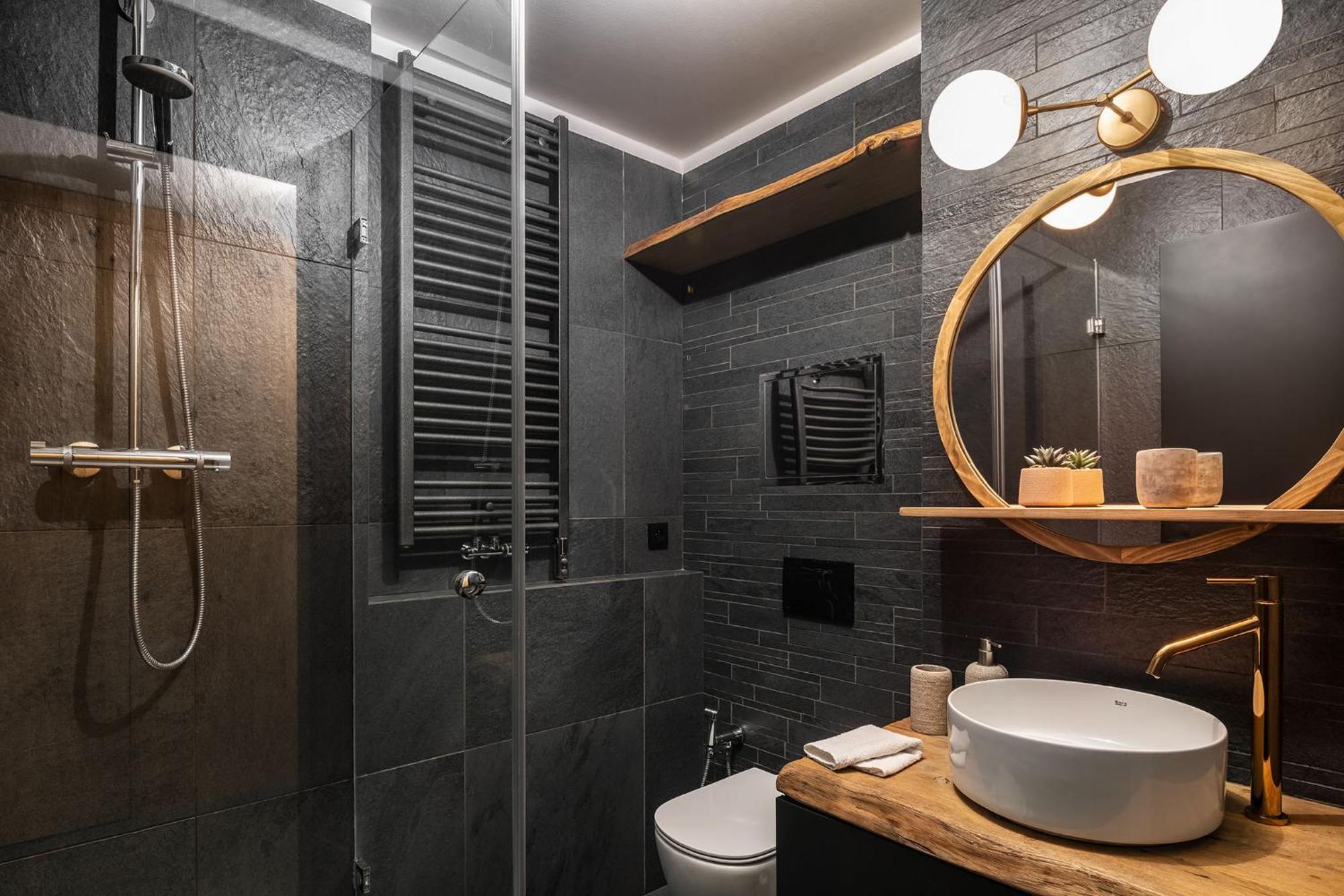 Peaceful, Cozy Designer Mountain Studio Гаррахов Экстерьер фото